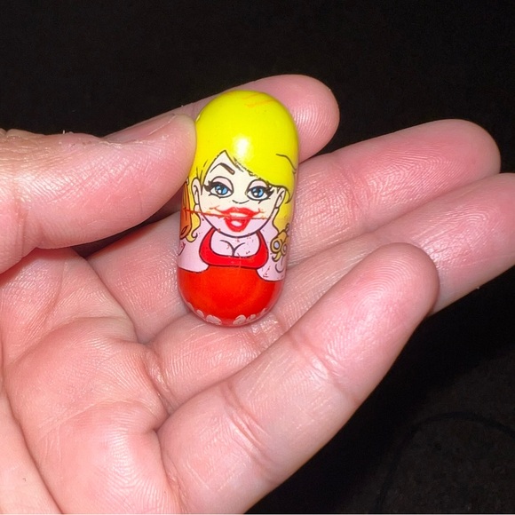 2003 Collectible Mighty Beanz Lifesaver Toy - Picture 1 of 2